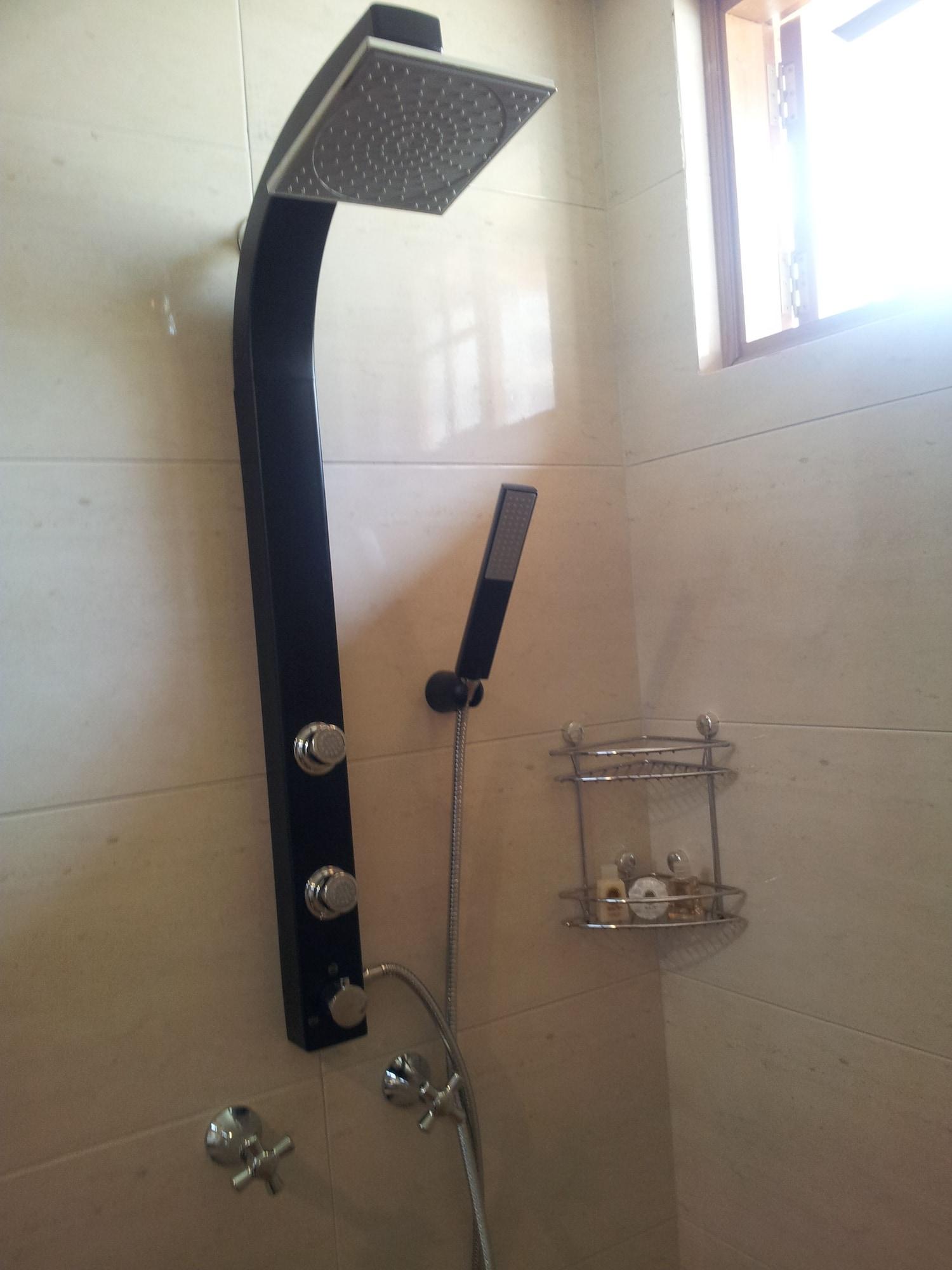 בוגוטה Hotel Santa Lucia Boutique Spa מראה חיצוני תמונה A shower