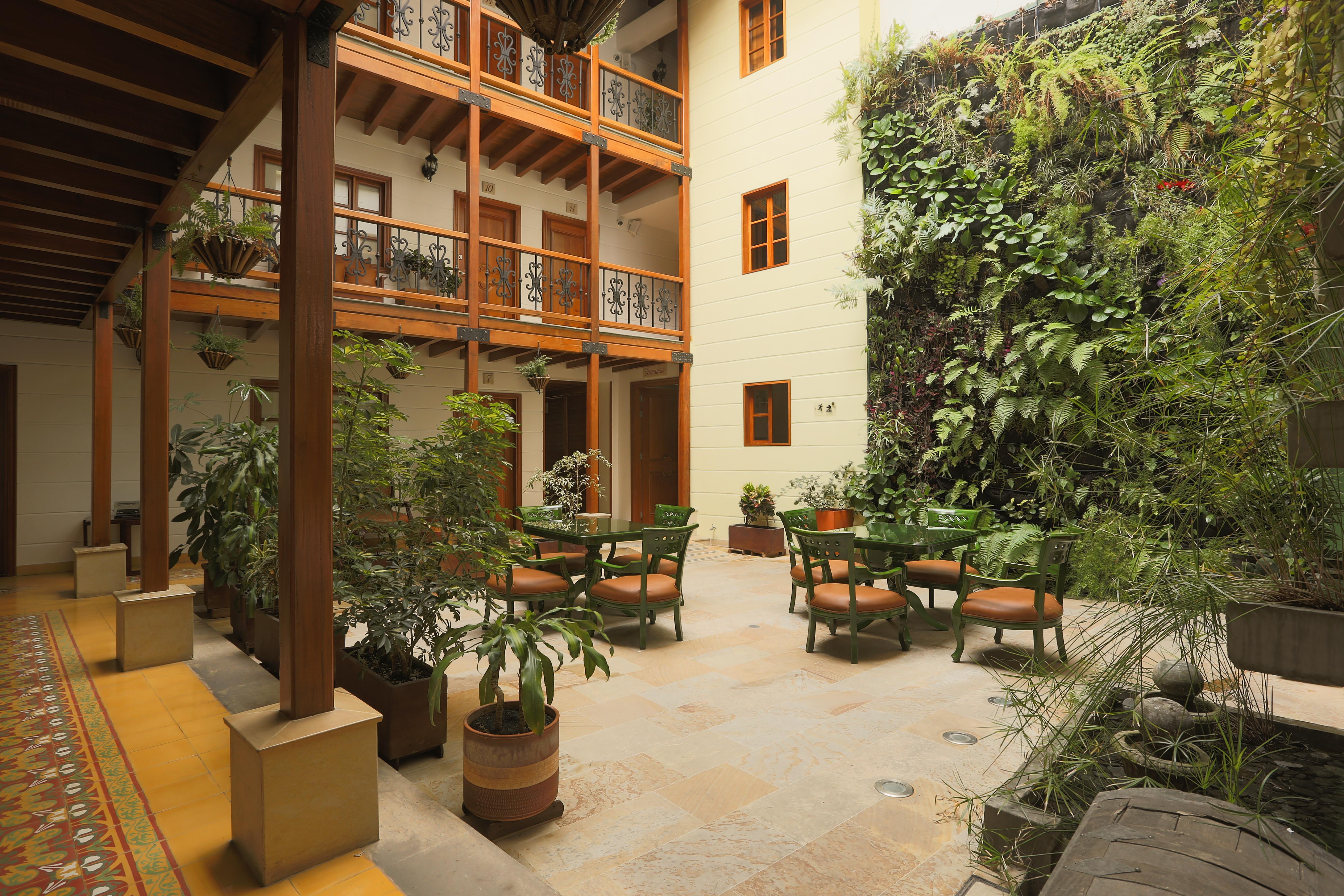בוגוטה Hotel Santa Lucia Boutique Spa מראה חיצוני תמונה Patio of the Casa de Moncada
