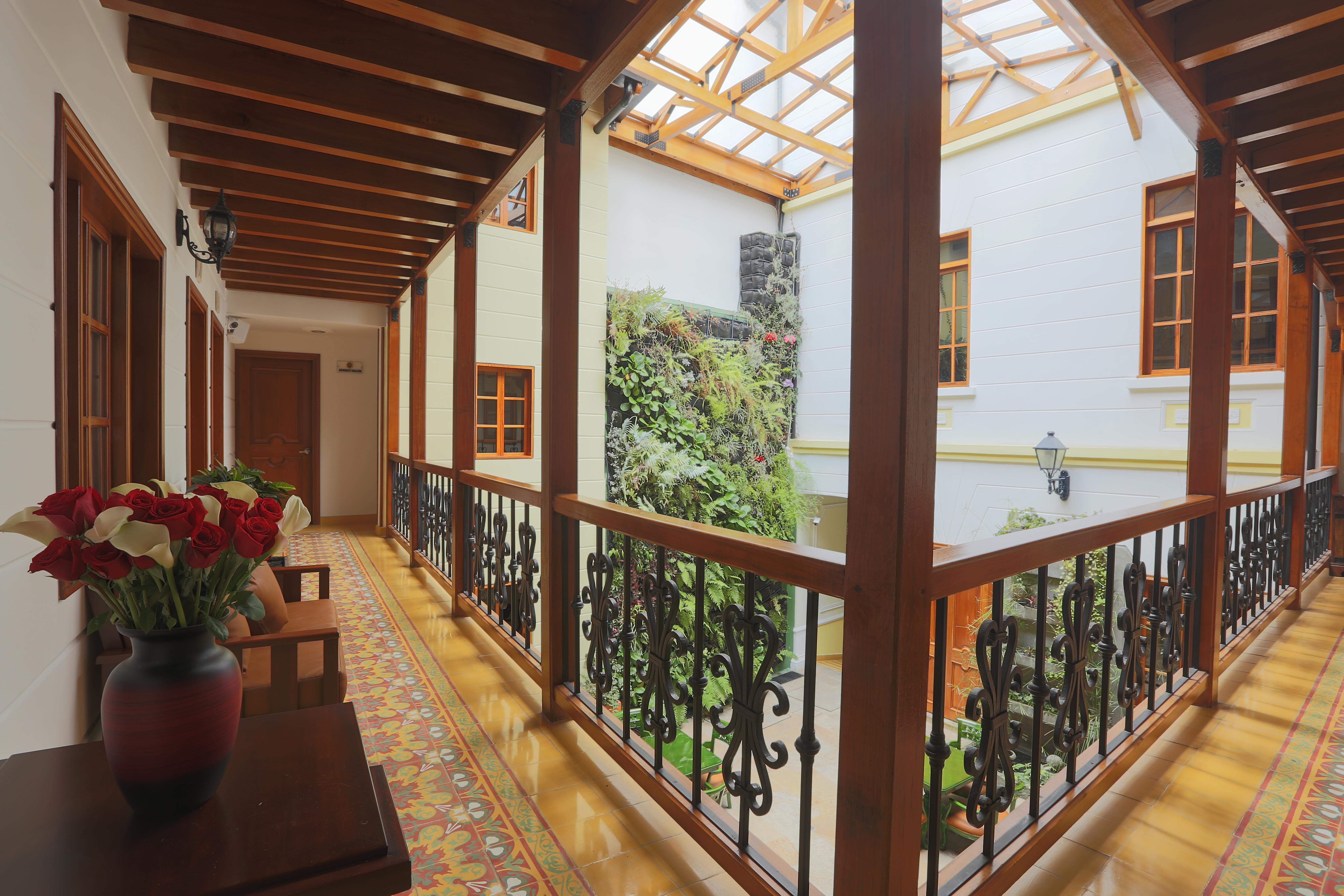 בוגוטה Hotel Santa Lucia Boutique Spa מראה חיצוני תמונה Interior of the hotel