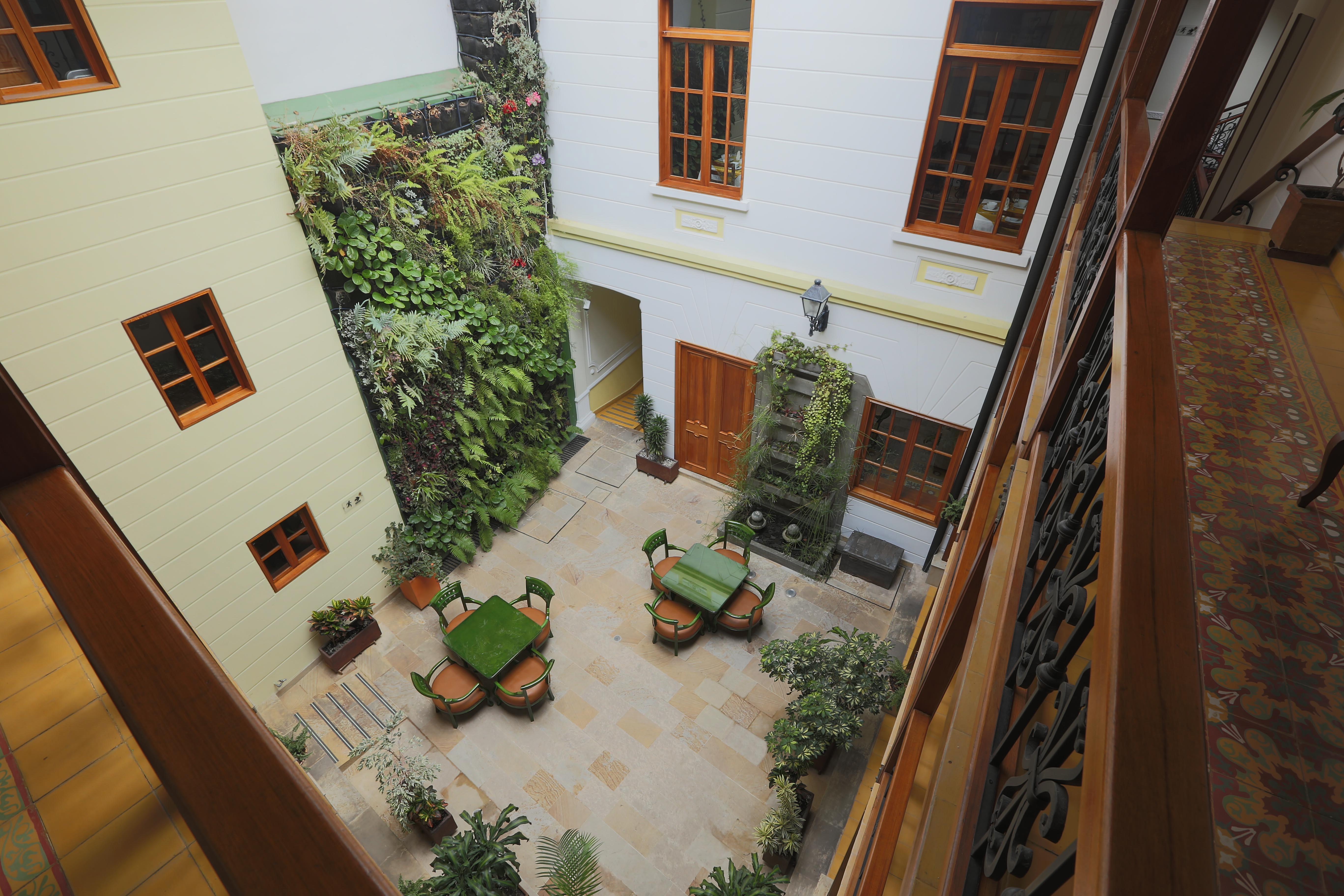 בוגוטה Hotel Santa Lucia Boutique Spa מראה חיצוני תמונה Patio of the University of Valencia