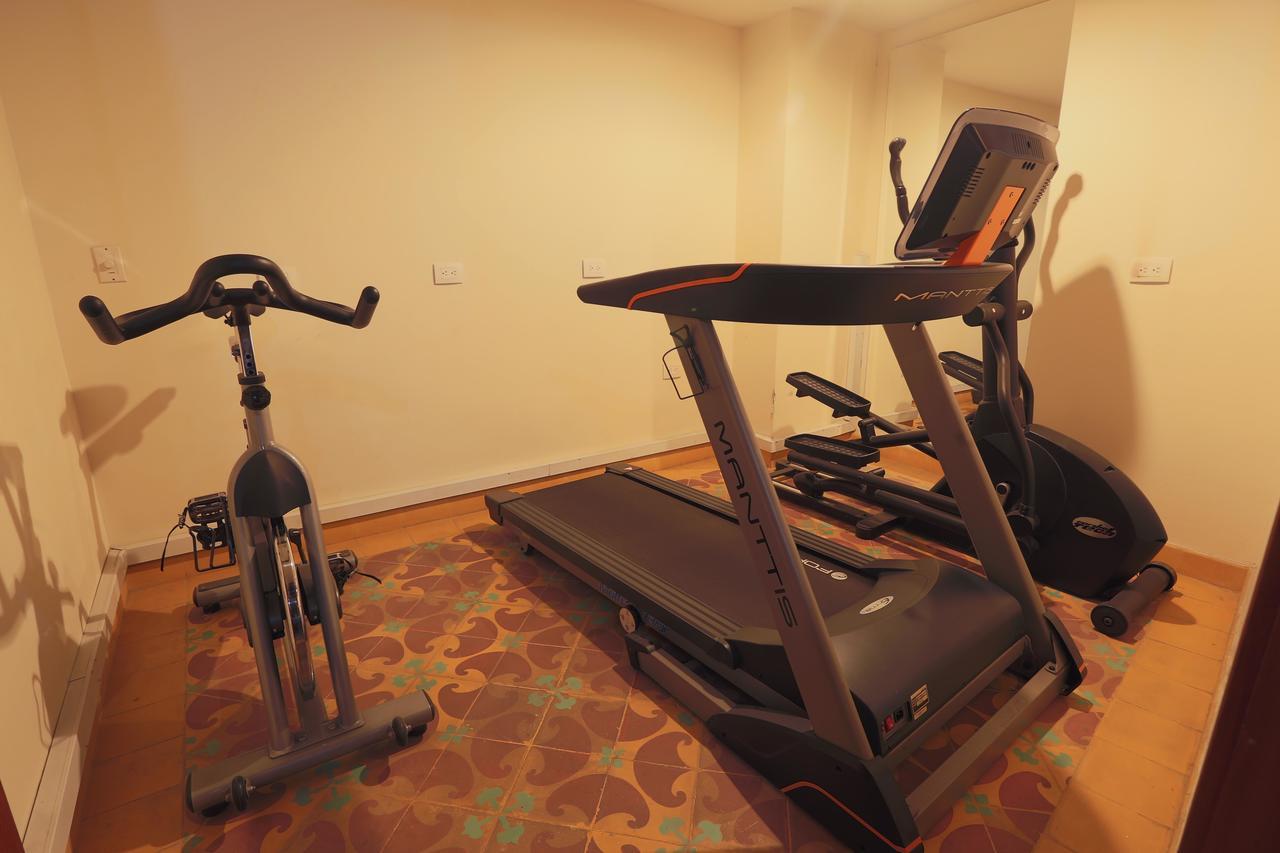 בוגוטה Hotel Santa Lucia Boutique Spa מראה חיצוני תמונה A treadmill, stationary bicycle and recumbent bicycle
